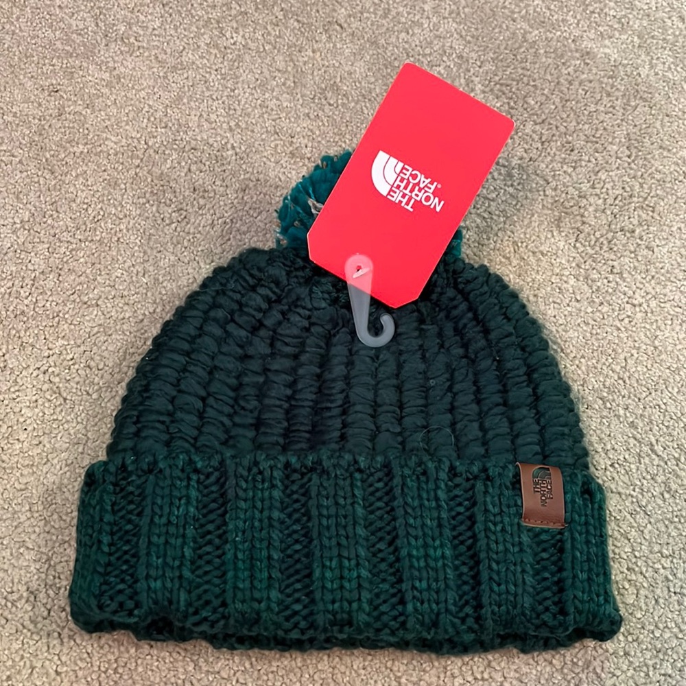 Green North Face hat, cozy chunky beanie
